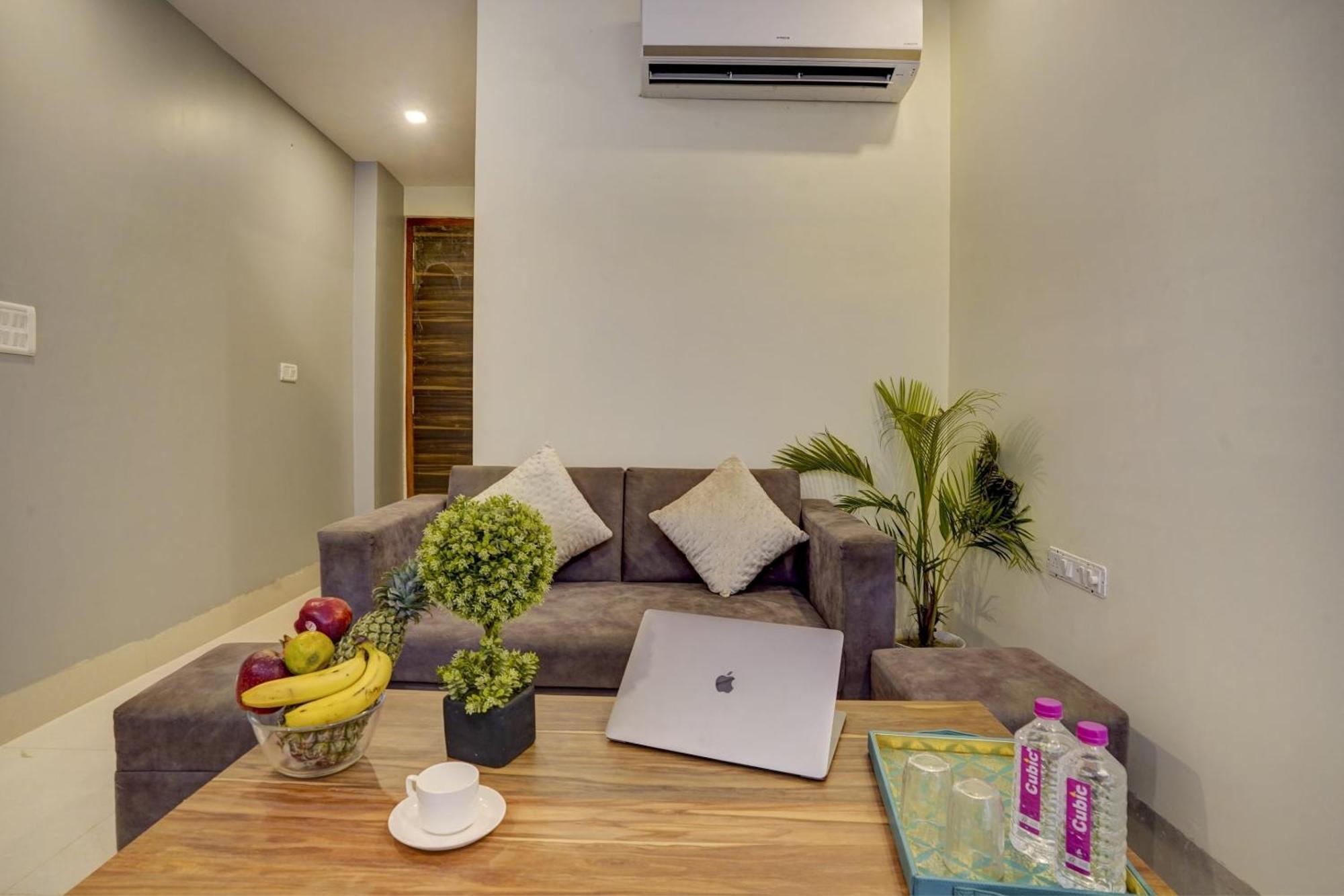 Townhouse Jagatpura & Pratapnagar Hotel Siroli Exterior photo